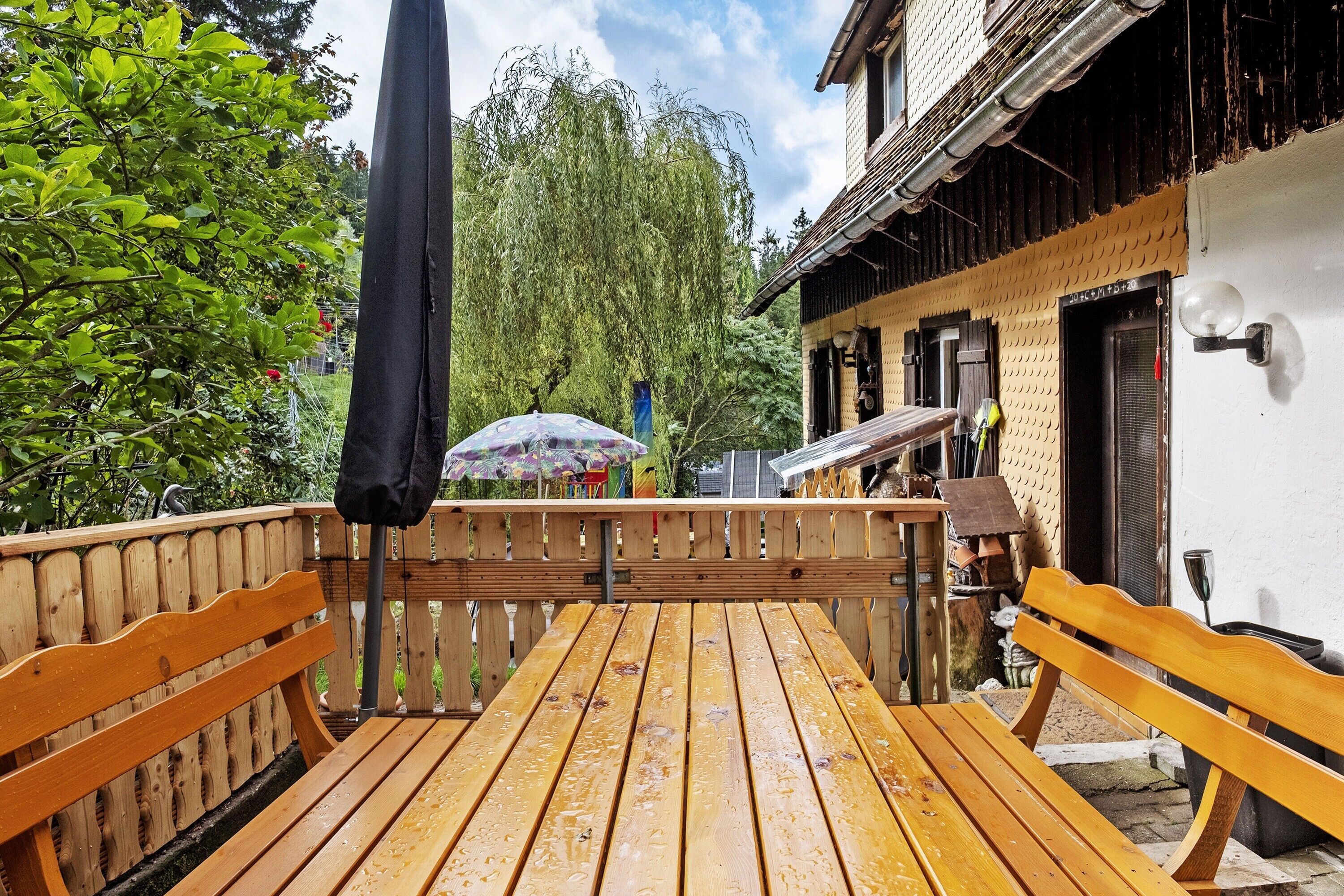 屋外ダイニングエリア