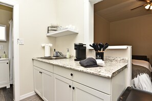 電子レンジ、コンロ