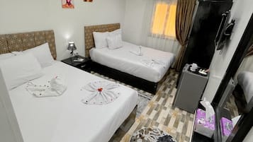 Dobbeltrom – standard, 2 soverom, aircondition | Lydisolert og wi-fi (inkludert)