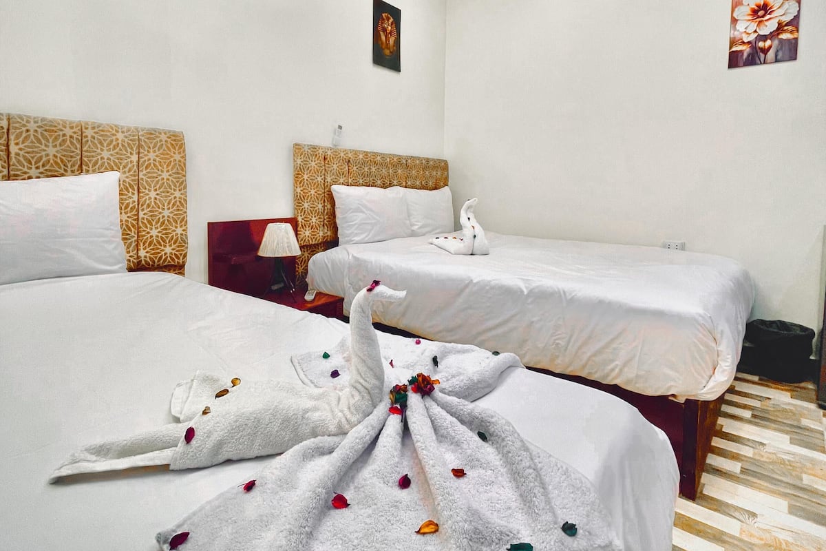 Soundproofing, free WiFi