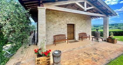 Spoleto Tranquilita Sleeps 16 With Wifi Pool Yoga Studio Gardens and Views