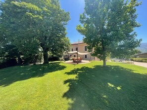 Villa, Multiple Bedrooms, Private Pool, Garden View | Property grounds - Spoleto Tranquilita Sleeps 16 With Wifi Pool Yoga Studio Gardens and Views (Spoleto)