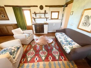 Villa, Multiple Bedrooms, Private Pool, Garden View | Living area