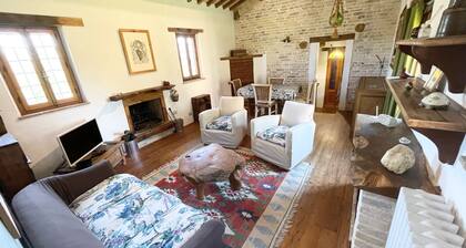 Spoleto Tranquilita Sleeps 16 With Wifi Pool Yoga Studio Gardens and Views