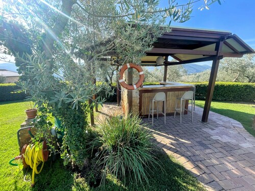Spoleto Tranquilita Sleeps 16 With Wifi Pool Yoga Studio Gardens and Views