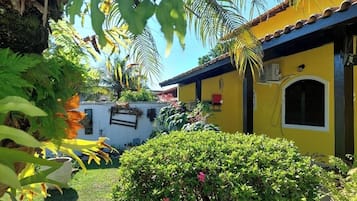 Fachada da propriedade