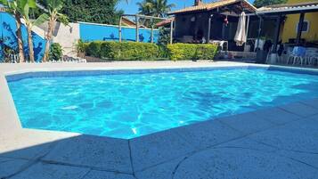 Piscina externa