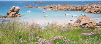 LA BICOQUE - Pretty Breton house near the beach