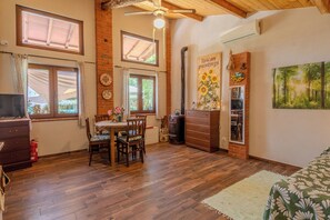 Loft, vue jardin | Coin séjour