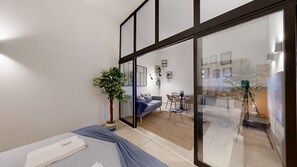1 bedroom, iron/ironing board, WiFi, bed sheets - Apartment 0 Bedrooms MFA, 400m Praia dos Pescadores (Albufeira)