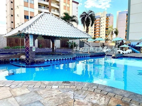 5 piscinas al aire libre