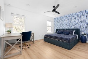 2 bedrooms, desk, iron/ironing board, WiFi