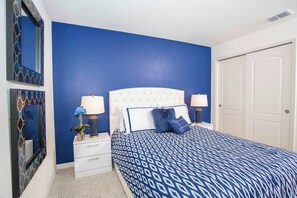 4 bedrooms, desk, iron/ironing board, WiFi - Unforgettable Family Stay 4Bd GameRoom by Disney (Kissimmee)