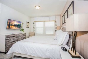 4 間睡房、書桌、熨斗/熨衫板、Wi-Fi