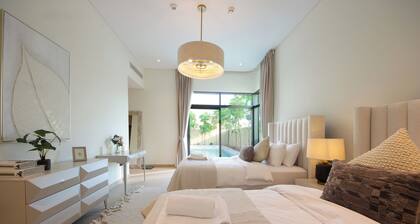 Silk Valley - Modern 4B + maid's room with private swimming pool & beach access