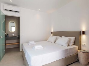 Bügeleisen/Bügelbrett, WLAN, Bettwäsche