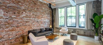 Inventors` Loft - Luxury, Upscale, Quiet 2BD!