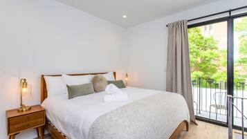 2 bedrooms, desk, iron/ironing board, free WiFi