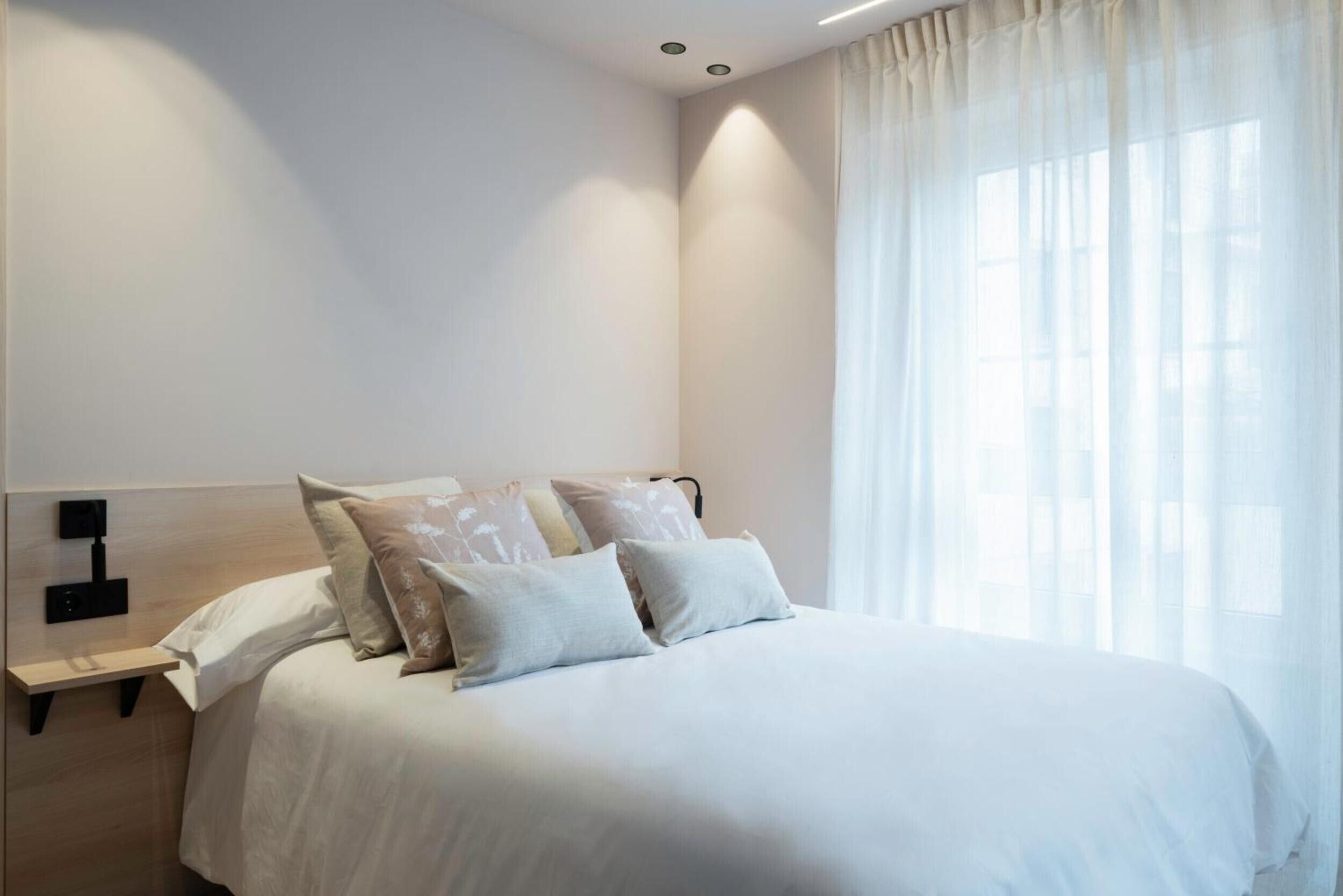 2 slaapkamers, een strijkplank/strijkijzer, wifi, beddengoed