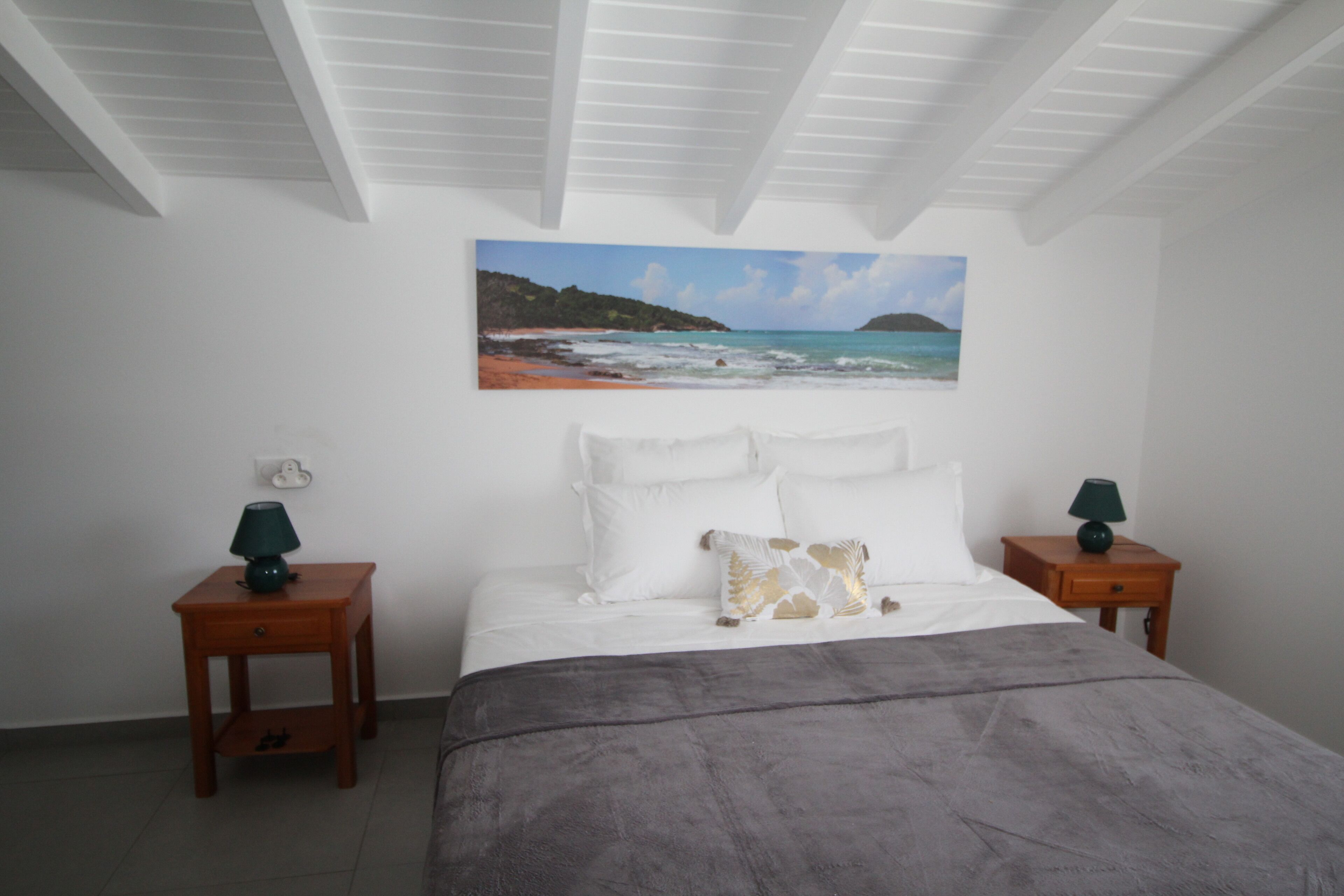 Bureau, espace de travail pour ordinateur portable