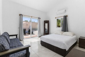 Villa | Egyptian cotton sheets, premium bedding, desk, laptop workspace - Luxury 4BR Villa with Pool  (Puerto Vallarta)