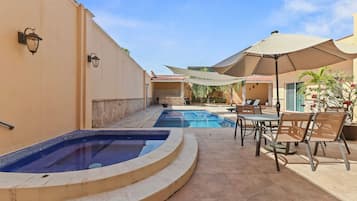 Villa | Alberca | Alberca al aire libre