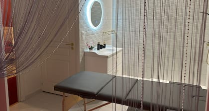 Romantic Room&SPA in an 18th-century Mediterranean winegrower's house