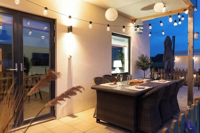 Modern Ground Floor Corner Flat with Rustic Patio