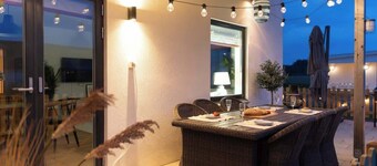 Modern Ground Floor Corner Flat with Rustic Patio