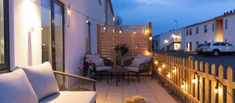 Modern Ground Floor Corner Flat with Rustic Patio