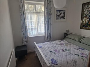 1 bedroom, Internet, bed sheets