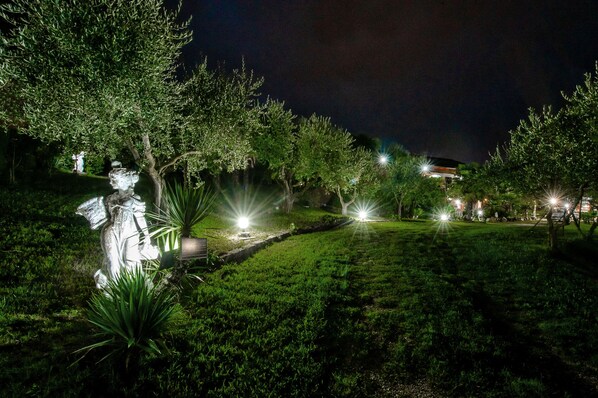 Property grounds - Monviso View & Garden, Close to Turin (Chieri)