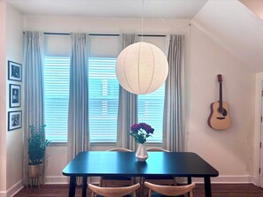 Dining - The Harmony Suite, Near UF, Shands & Downtown (Gainesville)