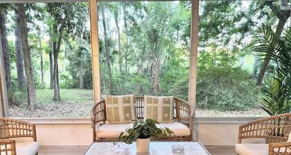 The Magnolia Modern | New, Near UF, Shands, Nature