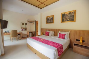 Skrivebord og wi-fi (inkludert)