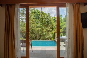 Desk, free WiFi - MJ House (Ubud)