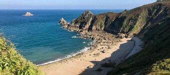 Gite de charme a la campagne, a 15 km de la mer