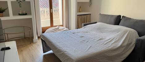 1 chambre, fer et planche Ă repasser, Wi-Fi, draps fournis