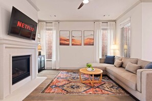 TV, fireplace