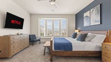 3 bedrooms, desk, iron/ironing board, WiFi