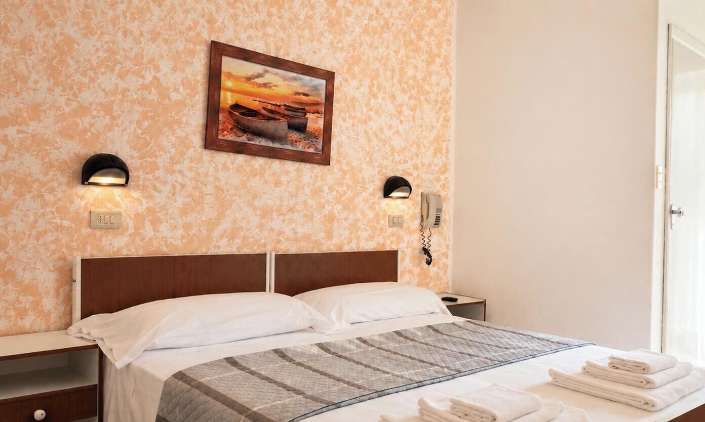 Basic Double or Twin Room, City View