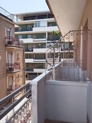 Habitación cuádruple familiar | Balcón