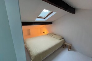 1 Schlafzimmer, Schreibtisch, Bügeleisen/Bügelbrett, kostenloses WLAN