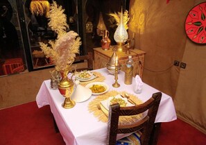 Interior - Amrad luxury camp (Taouz)