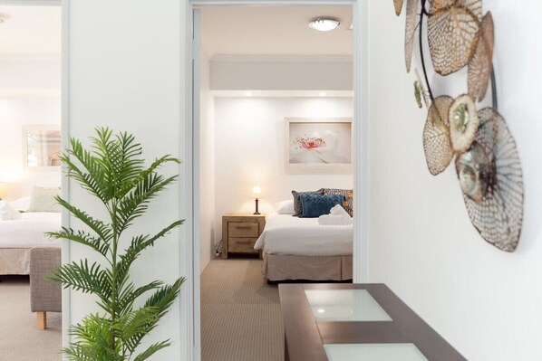2 bedrooms, desk, iron/ironing board, free WiFi
