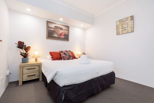 1 bedroom, desk, iron/ironing board, free WiFi