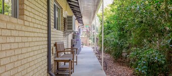 A6 - Work-from-home haven | free WIFI | 1BR!