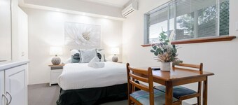A7 - Escape the city | studio with FREE parking!