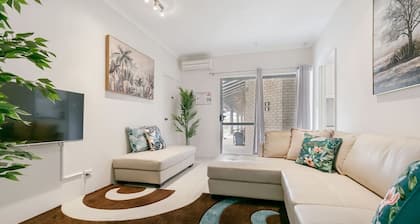 A9 - Elegant 3 bed apt in the heart of Connolly!