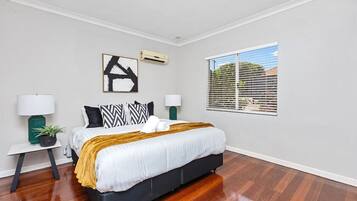 3 bedrooms, iron/ironing board, travel cot, free WiFi